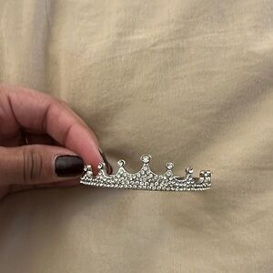 Elegant Silver Crown Hair Clip